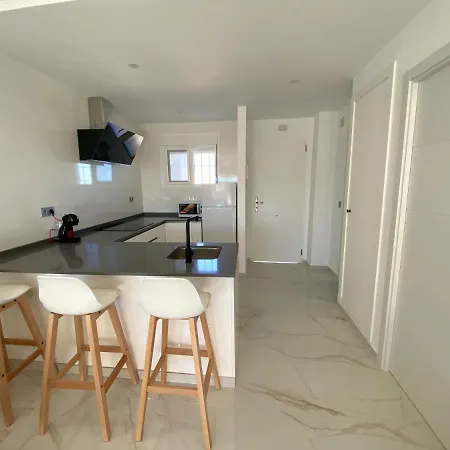 Ronda Iii アパート フエンヒロラ