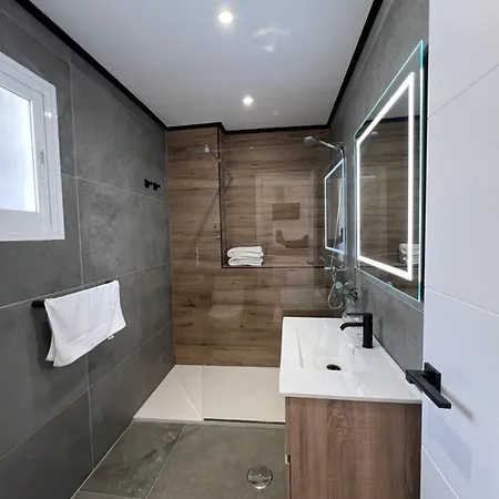 Ronda Iii アパート フエンヒロラ