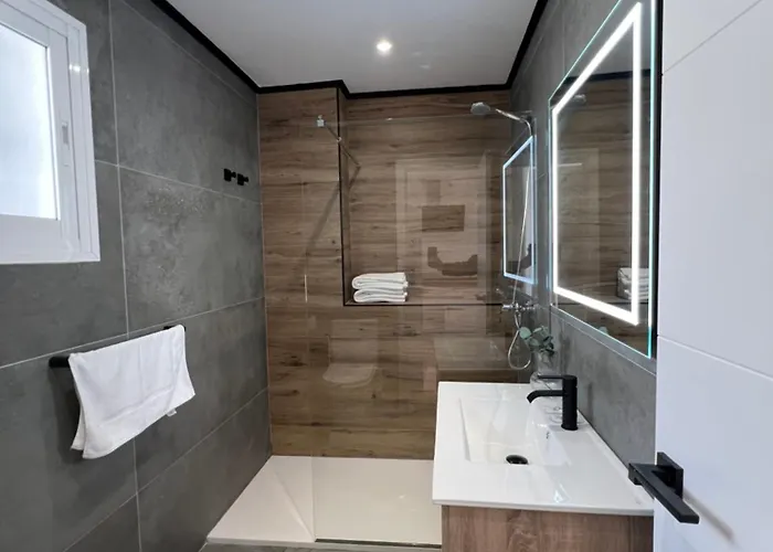 Ronda Iii アパート フエンヒロラ