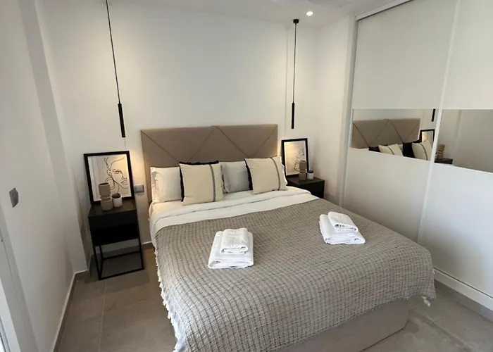 アパート Ronda Iii