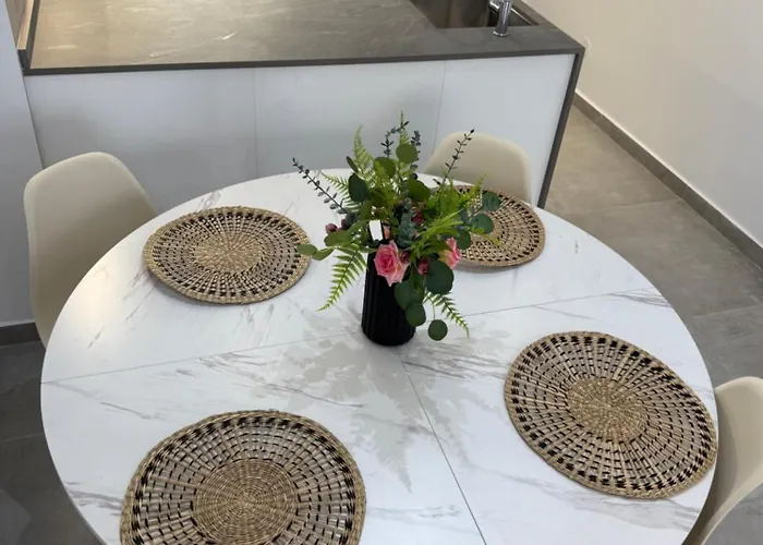 Ronda Iii アパート フエンヒロラ