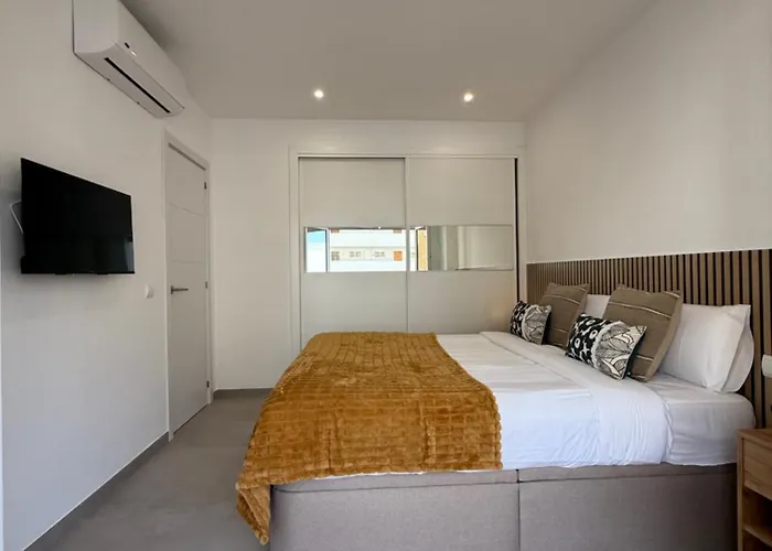 アパート Ronda Iii