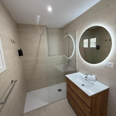 Ronda Iii Apartment *