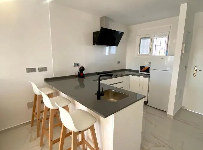 Ronda Iii 公寓 丰希罗拉